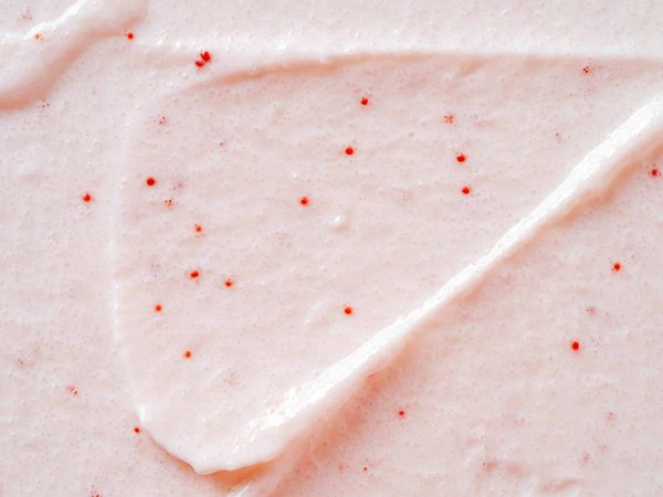 Quels sont les avantages de la gomme dépilatoire et comment l'utiliser ?